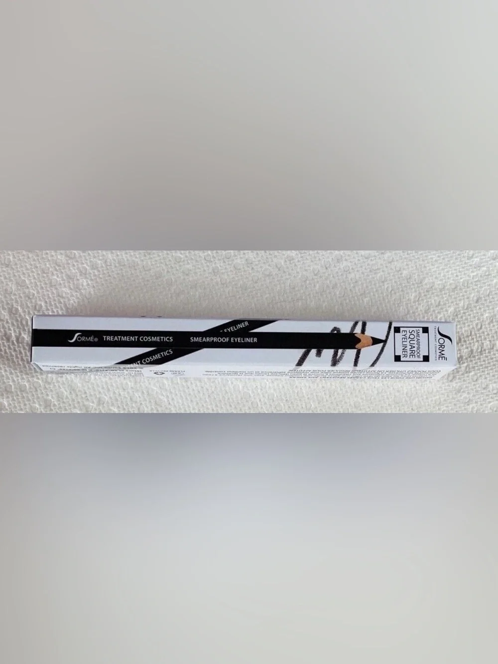 Smearproof Eyeliner Pencil - Black
